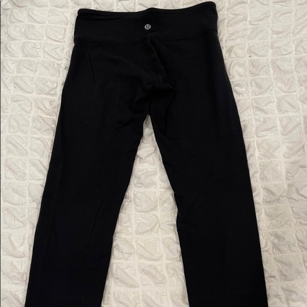 Lululemon Athletics Align High-Rise Crop 21’
